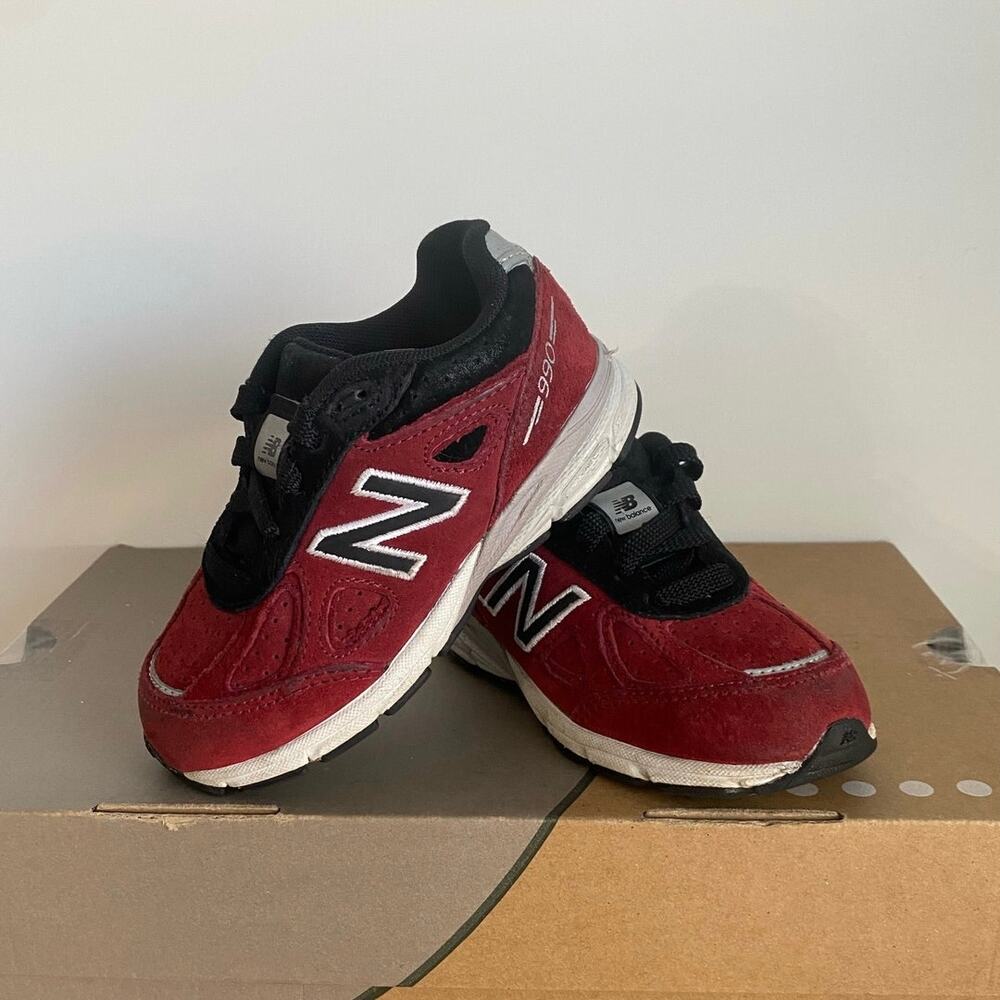 New Balance 990 Burgandy/Black Toddler Sneakers- SZ 8.5 C